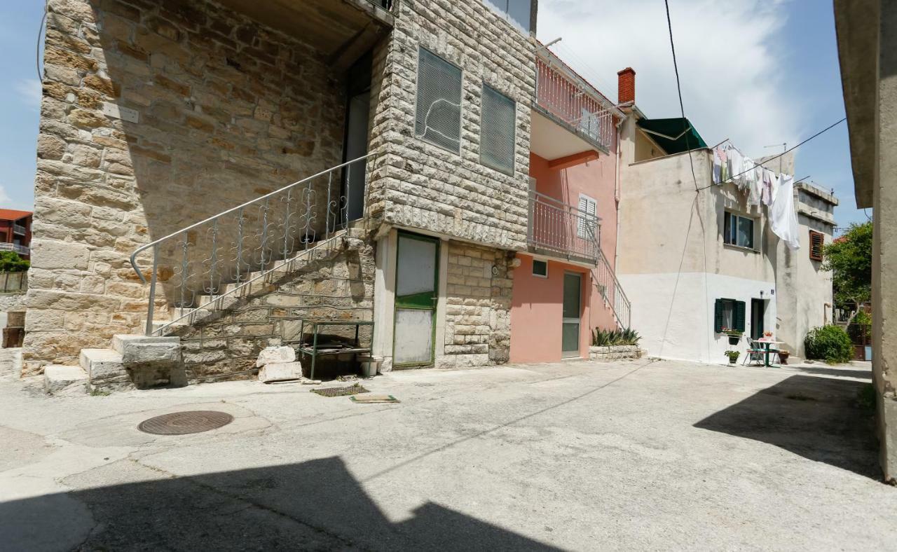 Apartment Sunce Kaštela Exteriör bild